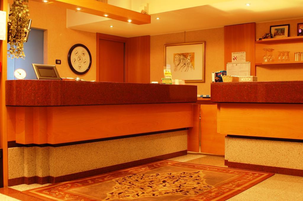 Hotel St John דסיו מראה חיצוני תמונה